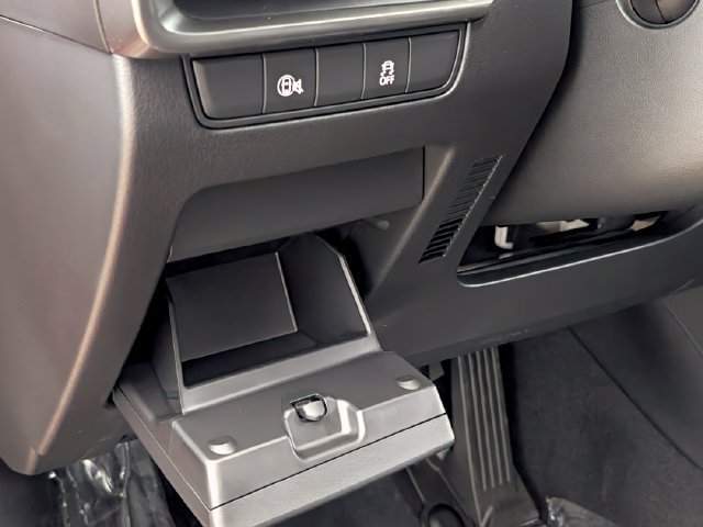 New 2026 MAZDA MAZDA3 s Sport FWD image 10