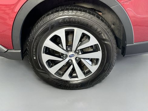 Used 2022 Subaru Outback Premium AWD/4WD image 29