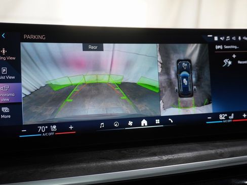 Certified 2024 BMW X5 xDrive50e w/ Premium Package image 24