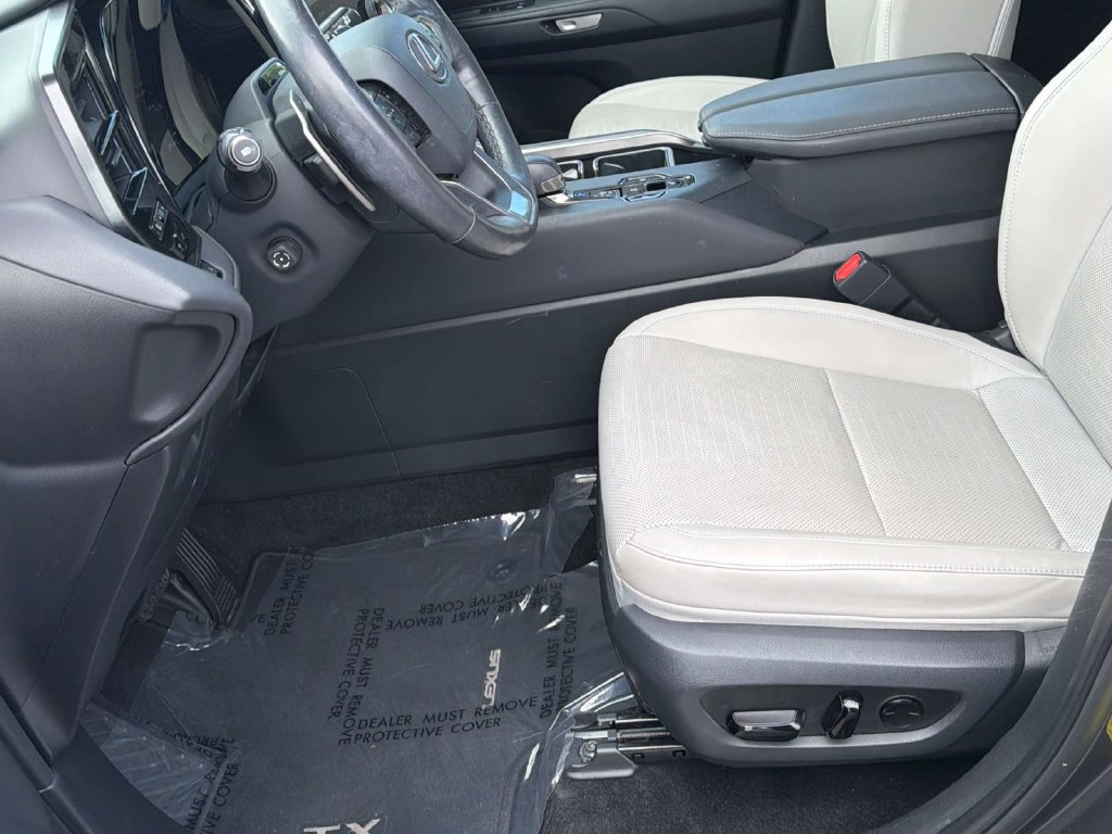 Used 2024 Lexus TX 350 FWD w/ Technology Package image 17