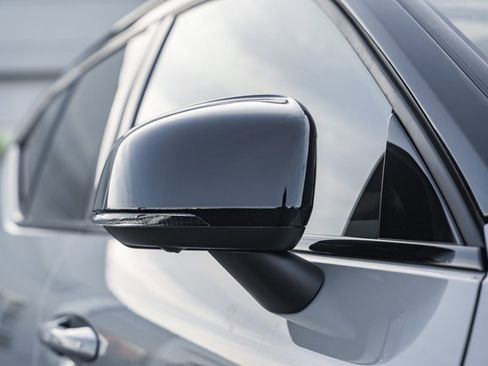 Used 2026 Volvo XC40 B5 Ultra w/ Protection Package Premier image 15