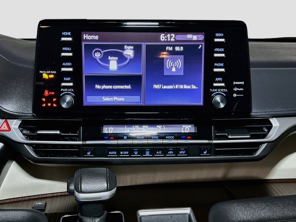Certified 2023 Toyota Sienna XLE AWD/4WD image 11