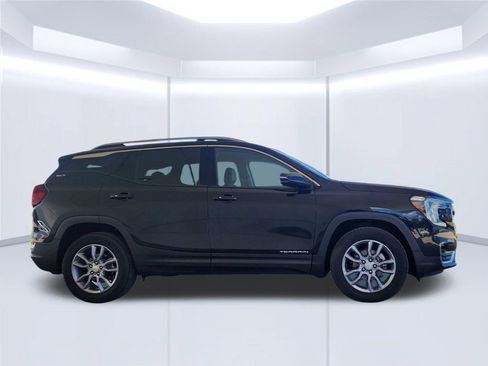 Used 2024 GMC Terrain SLT AWD/4WD image 19