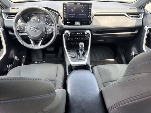 Used 2022 Toyota RAV4 SE w/ Convenience Package AWD/4WD image 13