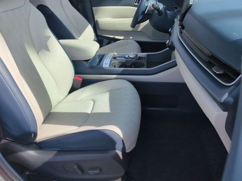 New 2026 Kia Carnival EX FWD image 27