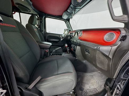 Used 2020 Jeep Wrangler Unlimited Rubicon w/ Steel Bumper Group image 30