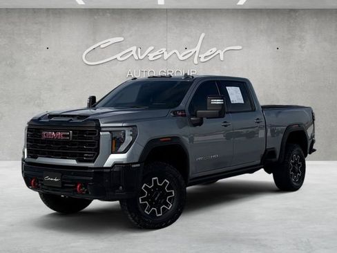 Used 2025 GMC Sierra 2500 AT4X image 1