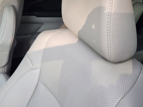 Used 2019 Honda Pilot Elite image 17