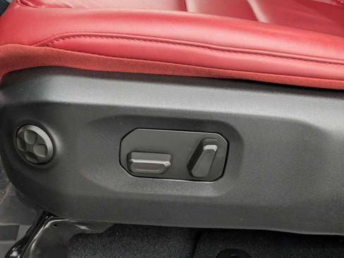 Used 2024 Jeep Wrangler Unlimited Rubicon 392 image 19