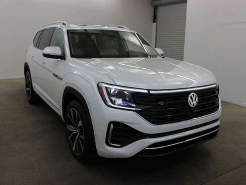 New 2026 Volkswagen Atlas SEL Premium R-Line AWD/4WD image 6