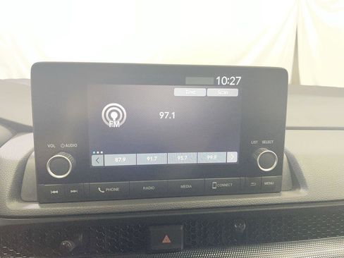 Used 2025 Honda CR-V EX image 16