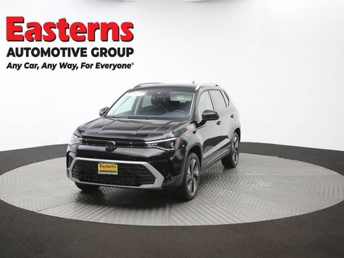 Used 2025 Volkswagen Taos SE AWD/4WD image 54