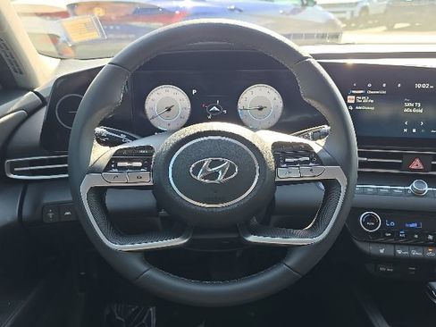 Certified 2023 Hyundai Elantra SEL w/ Convenience Package FWD image 10
