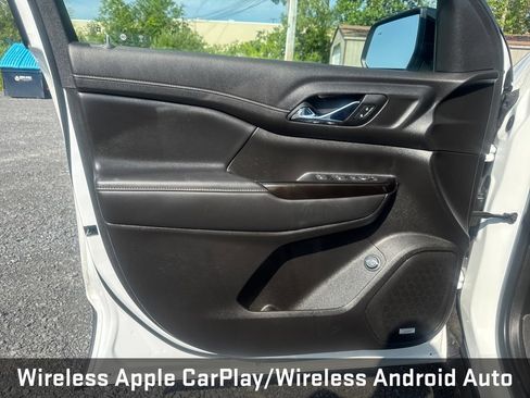 Certified 2023 GMC Acadia AT4 AWD/4WD image 11
