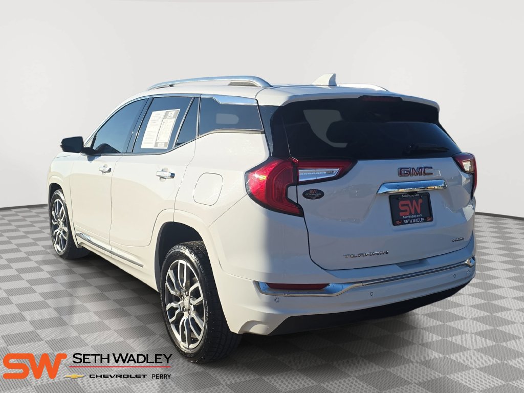 Used 2024 GMC Terrain Denali AWD/4WD image 5