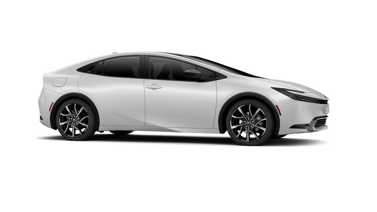 New 2026 Toyota Prius Plug-In Hybrid FWD image 45