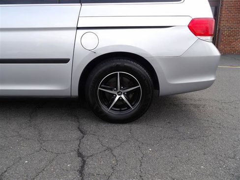 Used 2010 Honda Odyssey LX image 7