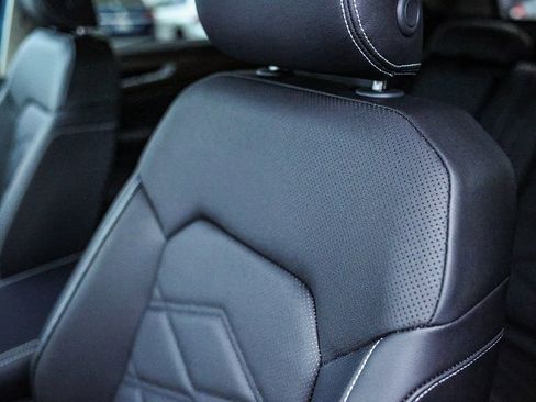 New 2026 Volkswagen Atlas SE image 40