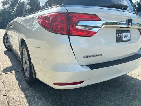 Used 2019 Honda Odyssey EX-L image 18