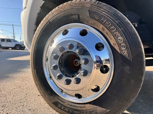 New 2024 RAM 4500 Tradesman image 32