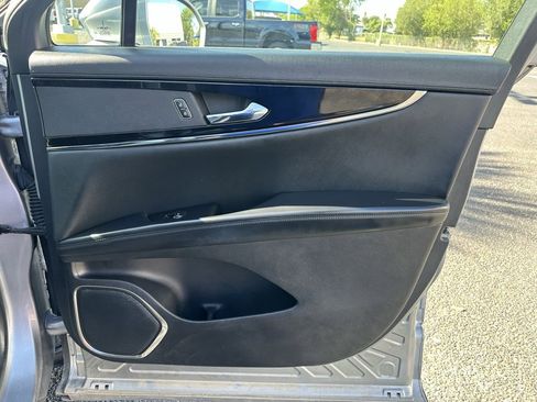 Used 2021 Lincoln Nautilus FWD w/ Equipment Group 101A image 21