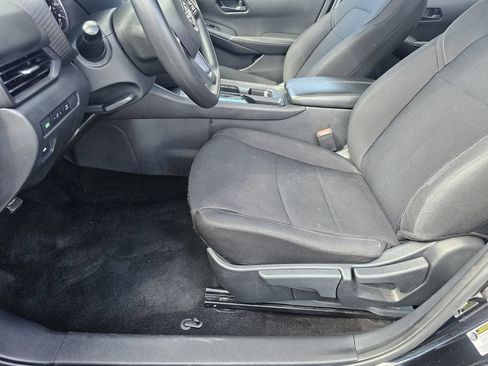Used 2024 Nissan Sentra S FWD image 17