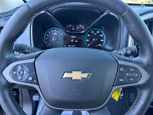 Used 2022 Chevrolet Colorado Z71 image 18
