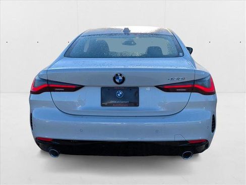 Used 2025 BMW 430i Coupe w/ Convenience Package image 7