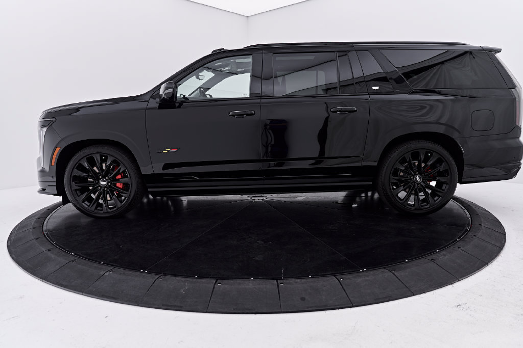 Used 2026 Cadillac Escalade ESV V w/ LPO, ONYX Package AWD/4WD image 12