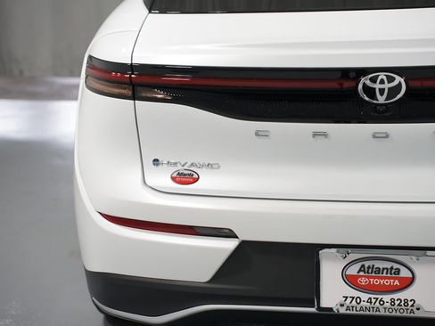 New 2026 Toyota Crown XLE image 10