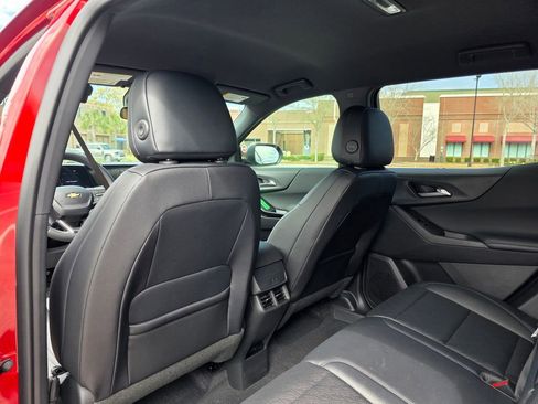 New 2026 Chevrolet Equinox LT w/ Convenience Package II image 16