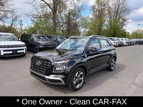 Used 2025 Hyundai Venue SEL FWD image 6