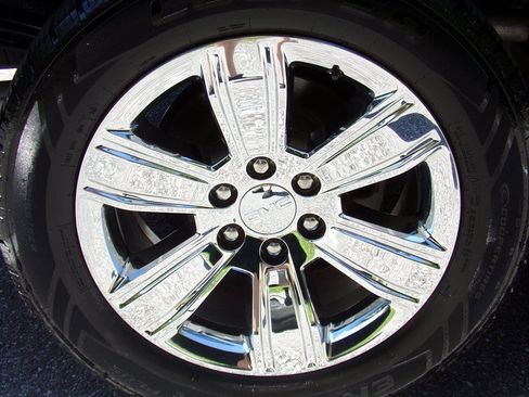 Used 2018 GMC Sierra 1500 SLT AWD/4WD image 16
