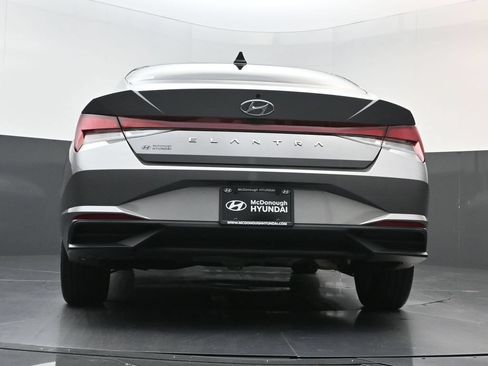 Certified 2023 Hyundai Elantra SEL FWD image 24