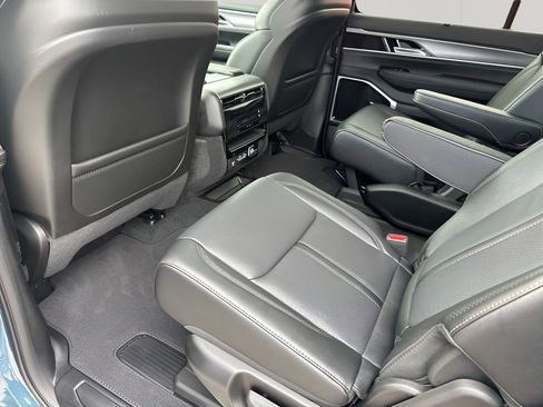 New 2026 Jeep Grand Wagoneer L Limited image 20