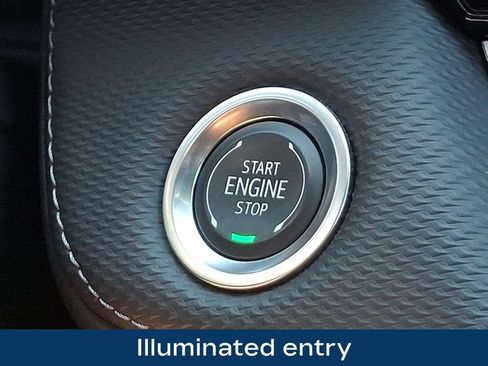 Used 2025 Chevrolet Equinox LT AWD/4WD image 17