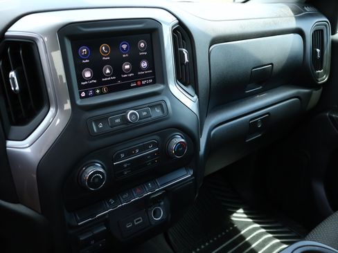 Used 2021 Chevrolet Silverado 1500 Custom Trail Boss w/ LPO, Dark Essentials Package AWD/4WD image 16