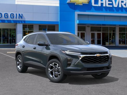 New 2026 Chevrolet Trax LT FWD image 7
