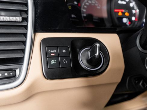 Used 2023 Porsche Cayenne Turbo w/ Premium Package Plus (PI3) image 56