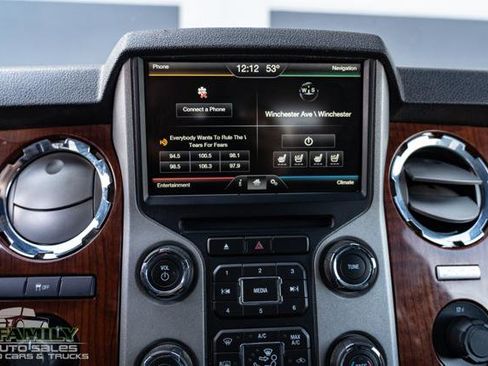 Used 2015 Ford F350 King Ranch w/ King Ranch w/Chrome Package image 14