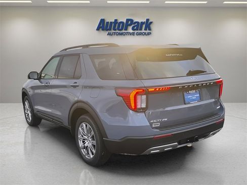 New 2026 Ford Explorer Active image 5