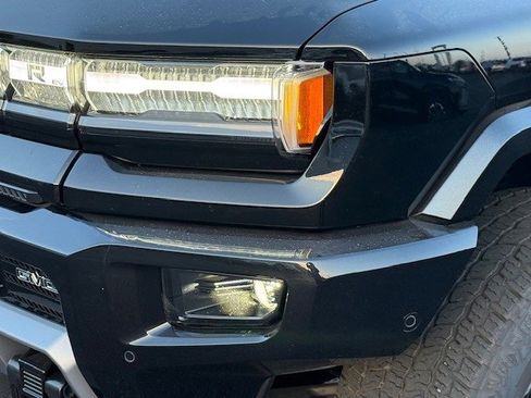 New 2026 GMC Hummer EV SUV w/ LPO, Dark Essentials Package image 11