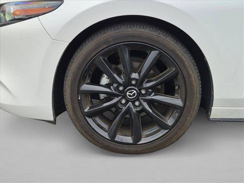 Used 2020 MAZDA MAZDA3 Hatchback w/ Premium Package FWD image 14