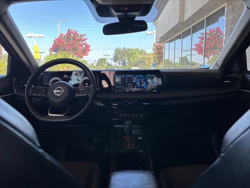 Used 2026 Nissan Kicks SR AWD/4WD image 33