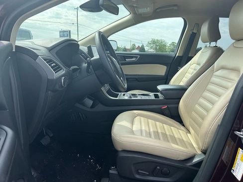 Used 2022 Ford Edge SEL w/ Convenience Package image 15