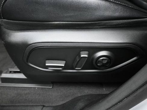 Used 2021 Jeep Grand Cherokee L Laredo RWD image 6