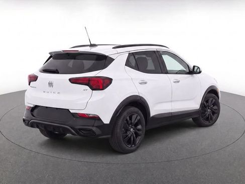 Used 2024 Buick Encore GX Sport Touring FWD image 7