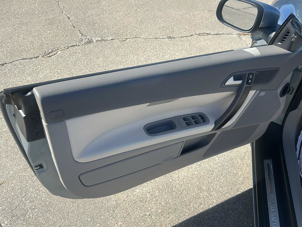 Used 2013 Volvo C70 T5 w/ Dynamic Pkg FWD image 9