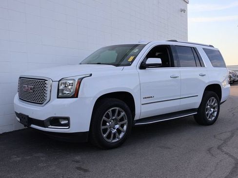 Used 2017 GMC Yukon Denali w/ Open Road Package AWD/4WD image 3
