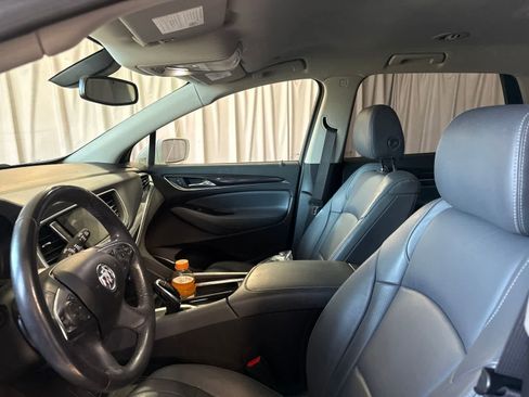 Used 2020 Buick Enclave Essence w/ LPO, Touring Package AWD/4WD image 15